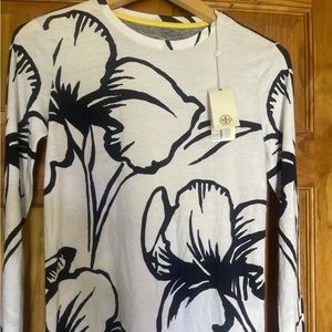 NWT- Tory Navy Persica Outlines Size XXSmall